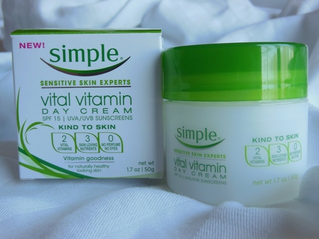 Simple Vital Vitamin Day Cream SPF 15