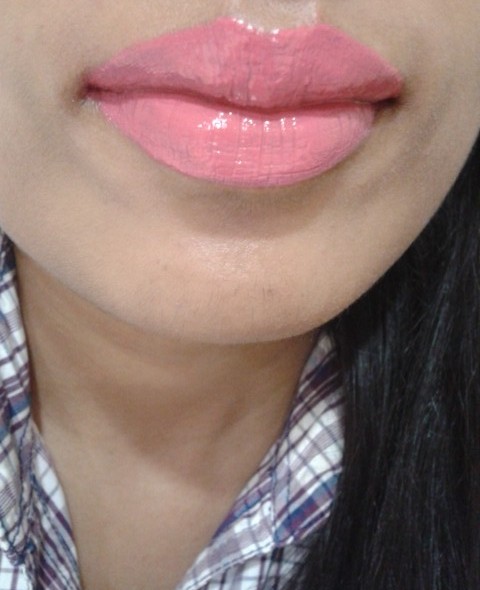 NYX Xtreme Lip Cream Pinky Nude