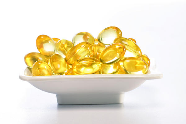 10 Beauty Benefits of Vitamin E Oil