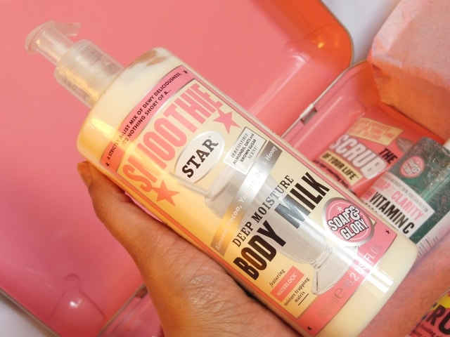 Soap & Glory Gift Box Contents -Smoothie Star Deep Moisture Body Milk