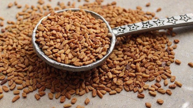 Best Home remedies for hair fall - Fenugreek or Methi Seeds homemade hair packs