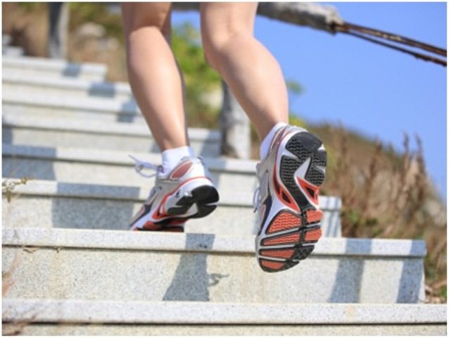 Top 10 Cardio Workouts for Weightloss at Home - Climbing stairs