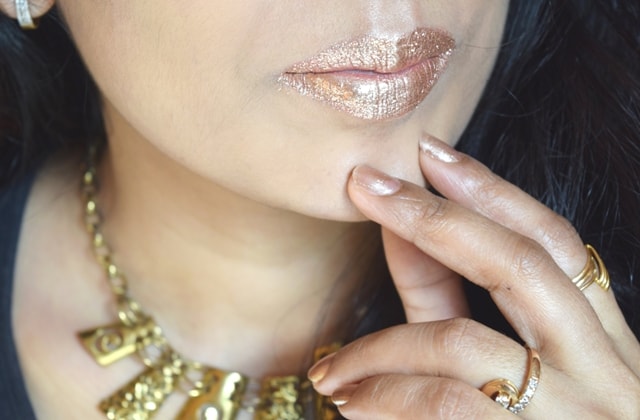 Instagram Beauty Trend - Glitter Lips