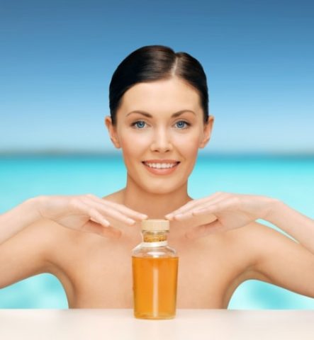 Uses of Bio Oil- Protects while Swimming